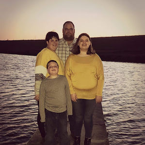 Meet your Posher, Manda